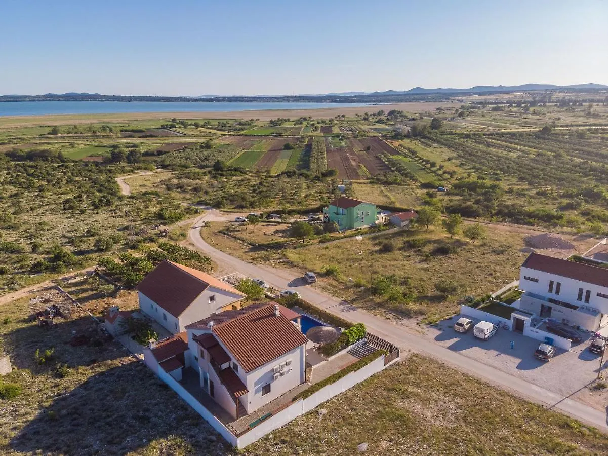 Villa M&M Zadarvillas Vrana