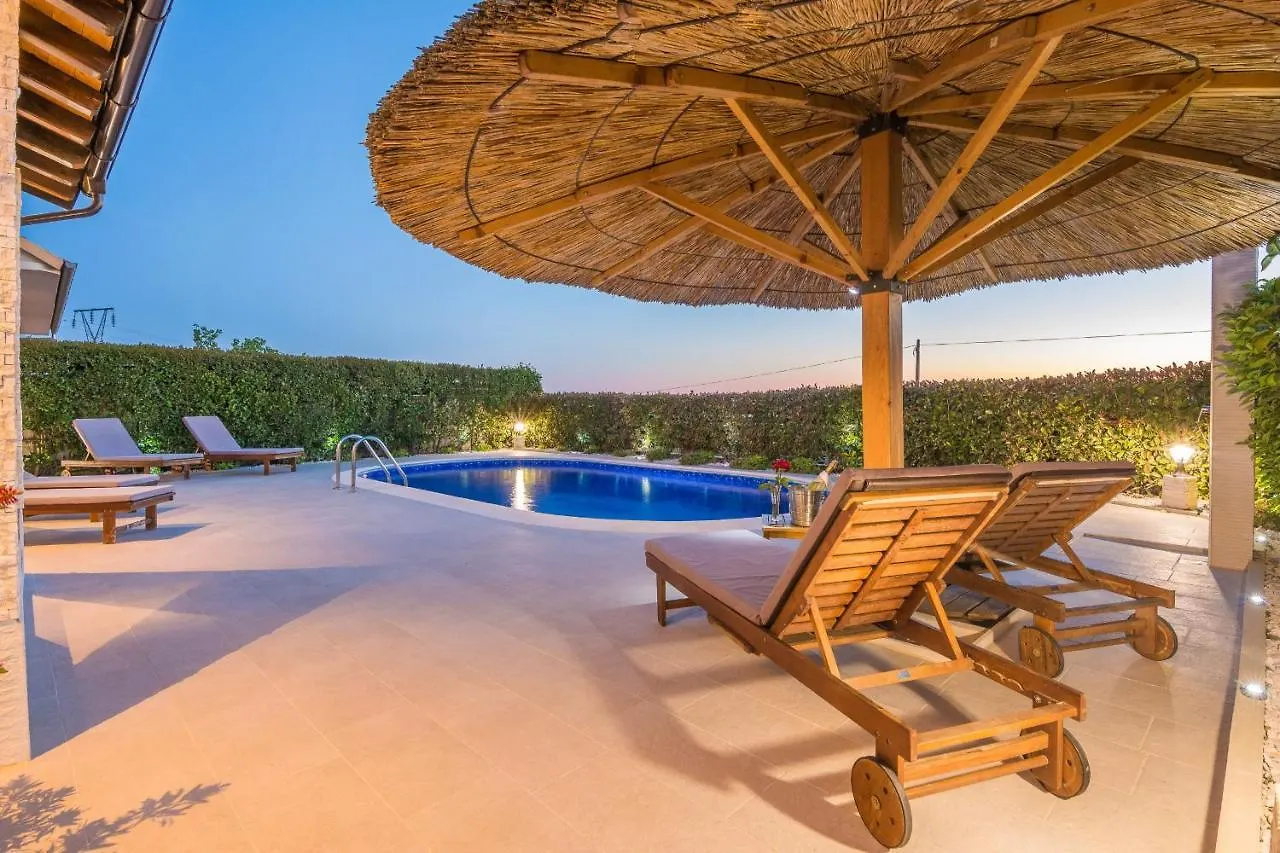 Villa M&M Vrana  Vrana (Zadar)
