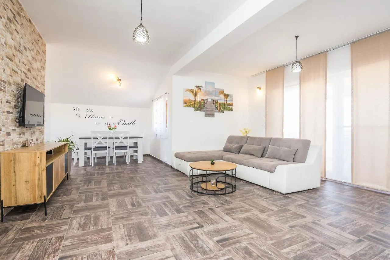 Villa M&M Zadarvillas Vrana