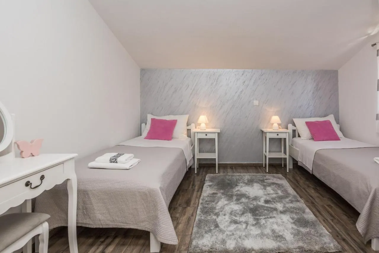 Villa M&M Vrana