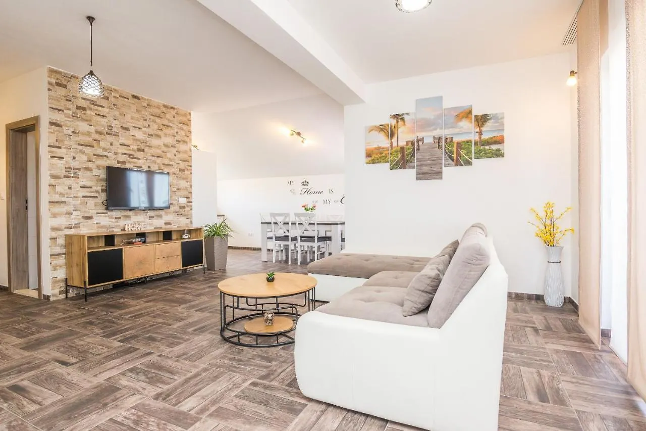 Villa M&M Zadarvillas Vrana