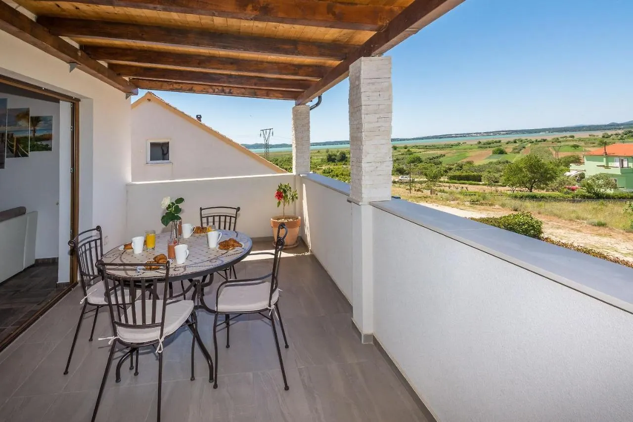 Villa M&M Zadarvillas Vrana  0*, Vrana (Zadar)