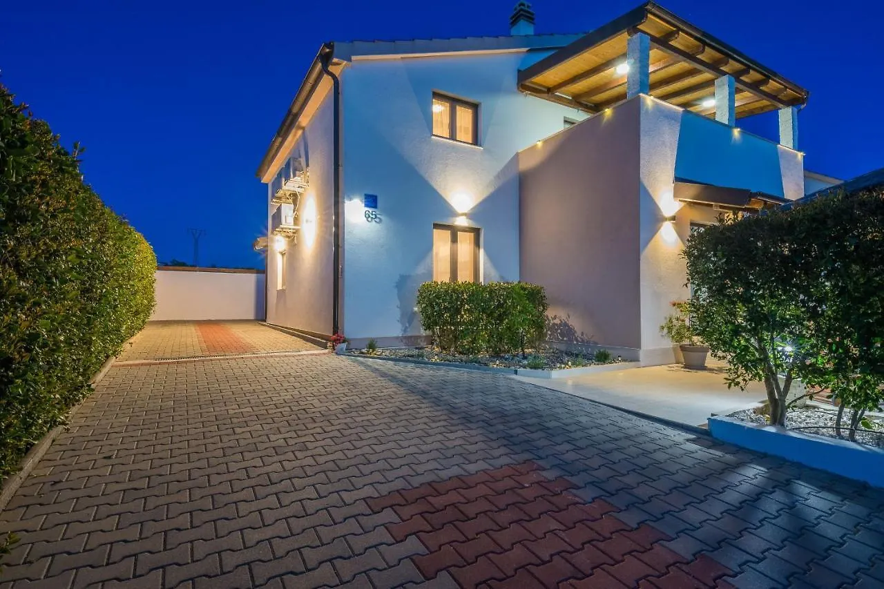 Villa M&M Zadarvillas Vrana  0*, Vrana (Zadar)