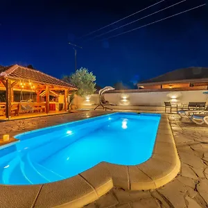 Apartment Luka, Vrana (Zadar)